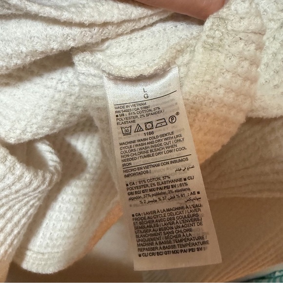 Old Navy Plush-Knit Waffle Henley – Large – Long Sleeve - Picture 5 of 9